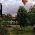 Semesterbostad Hillside View House With Garden, Private Parking, Quiet Location - 12 Min To Old Town Anytime, Long Welcome Vilnius