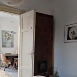 Semesterbostad Hillside View House With Garden, Private Parking, Quiet Location - 12 Min To Old Town Anytime, Long Welcome *