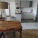 Hillside View House With Garden, Private Parking, Quiet Location - 12 Min To Old Town Anytime, Long Welcome Semesterbostad *