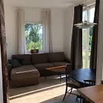 Hillside View House With Garden, Private Parking, Quiet Location - 12 Min To Old Town Anytime, Long Welcome Semesterbostad Vilnius