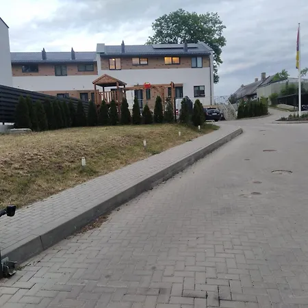 Hillside View House With Garden, Private Parking, Quiet Location - 12 Min To Old Town Anytime, Long Welcome * Vilnius