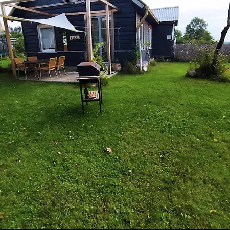 Hillside View House With Garden, Private Parking, Quiet Location - 12 Min To Old Town Anytime, Long Welcome 维尔纽斯