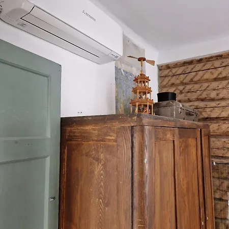 度假居 Hillside View House With Garden, Private Parking, Quiet Location - 12 Min To Old Town Anytime, Long Welcome *