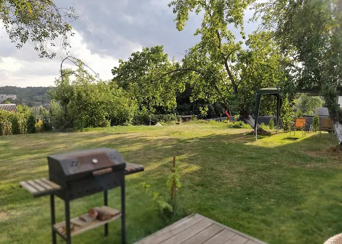 Hillside View House With Garden, Private Parking, Quiet Location - 12 Min To Old Town Anytime, Long Welcome