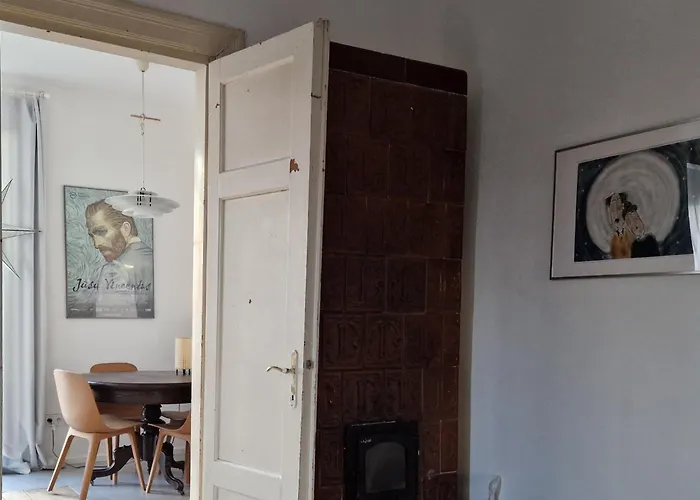 Semesterbostad Hillside View House With Garden, Private Parking, Quiet Location - 12 Min To Old Town Anytime, Long Welcome *