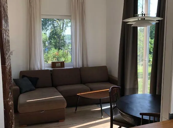 Hillside View House With Garden, Private Parking, Quiet Location - 12 Min To Old Town Anytime, Long Welcome Semesterbostad Vilnius